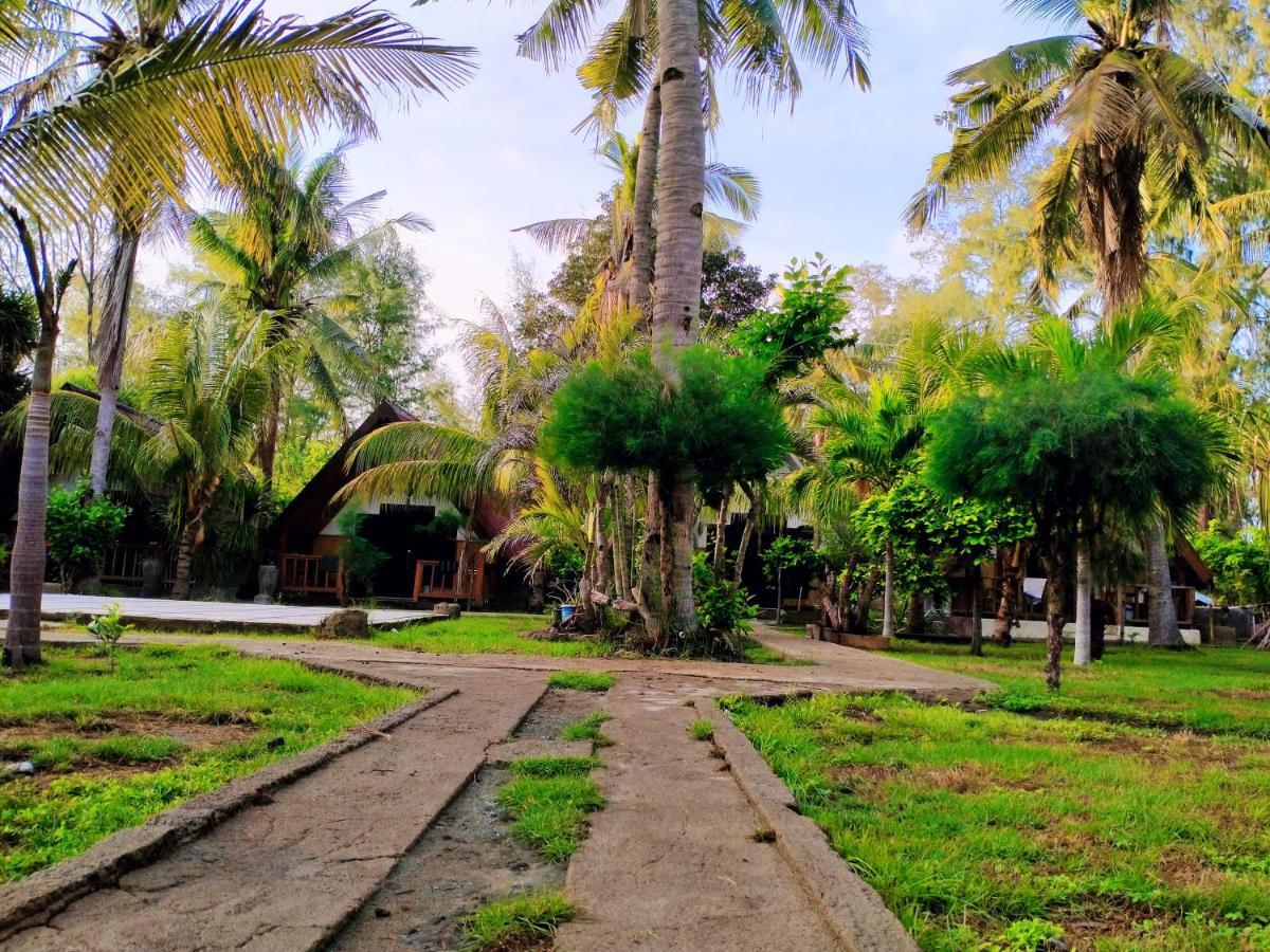 Tunai Cottages กิลิเมโน ภายนอก รูปภาพ